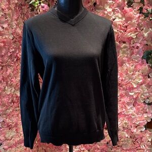 Cambridge Dry Goods Black V-Neck Women's Sweater